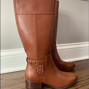 Medium brown Tommy Hilfiger boots